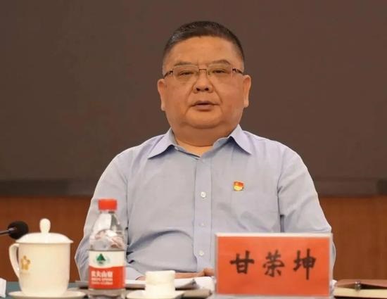 甘榮坤被指長期沉迷賭博，以案謀錢，大搞權錢交易。(互聯網)