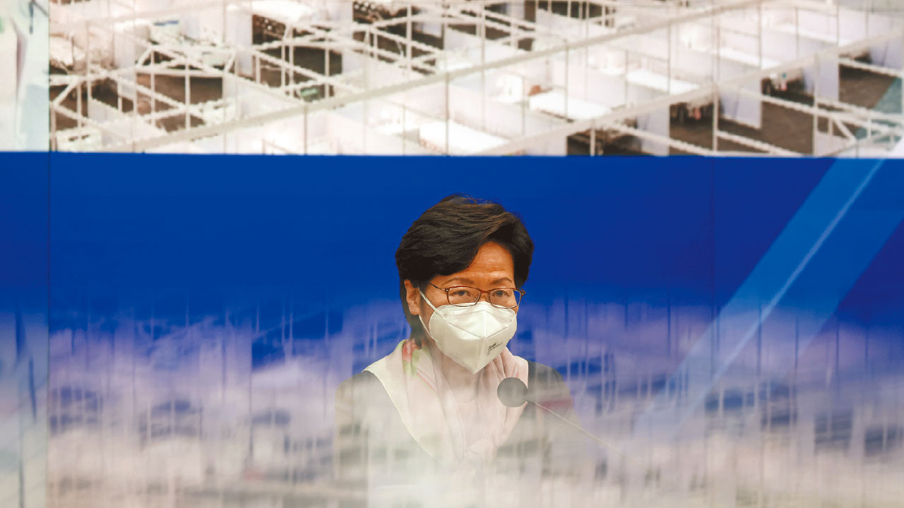 第五波抗疫路漫長 10港人1確診