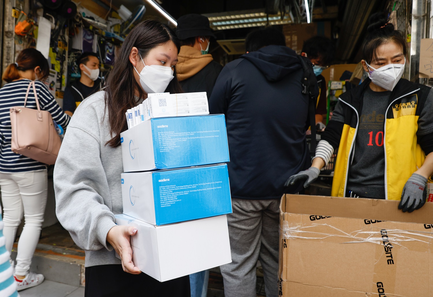 疫情｜投資公司啟明創投聯同本地零售商供應快測包 將每日供港約2000萬件售15元或以下