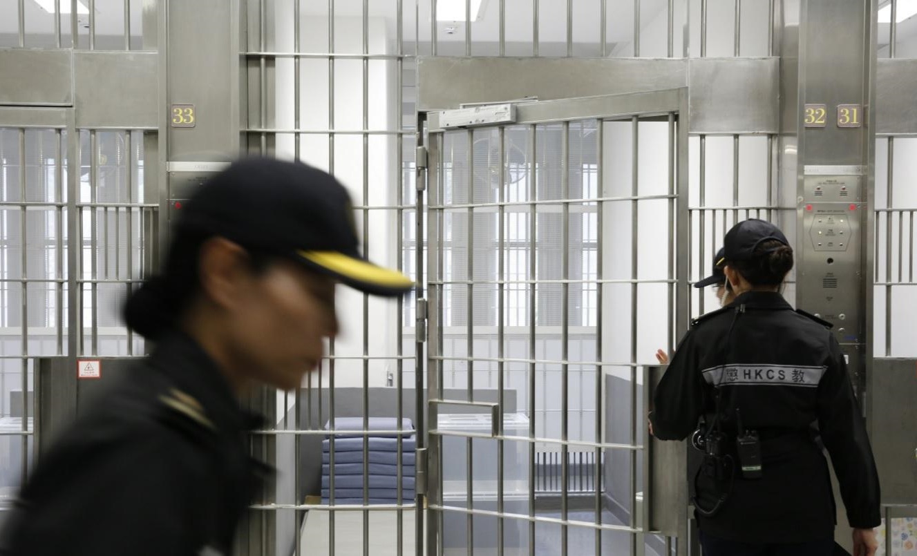 懲教署指，無「35+」案被還押被告遭罰隔離囚禁。(資料圖片)