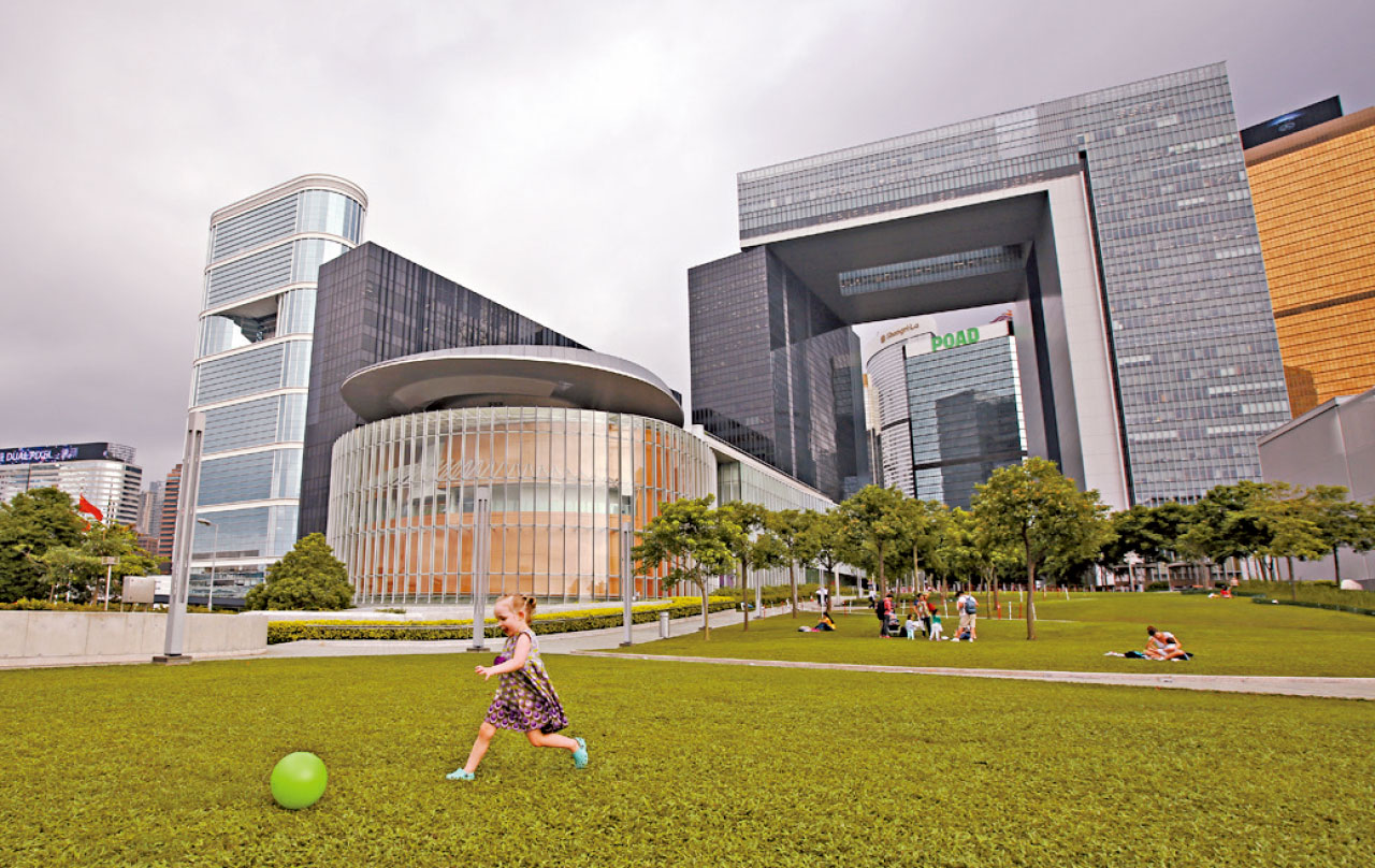 綠債首日反應佳 有人千萬認購