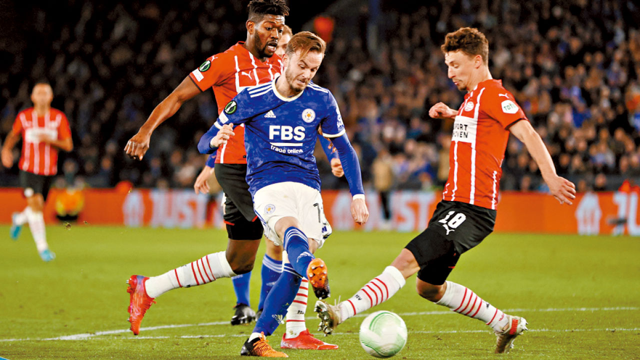 歐協8強 燕豪芬恭迎李城