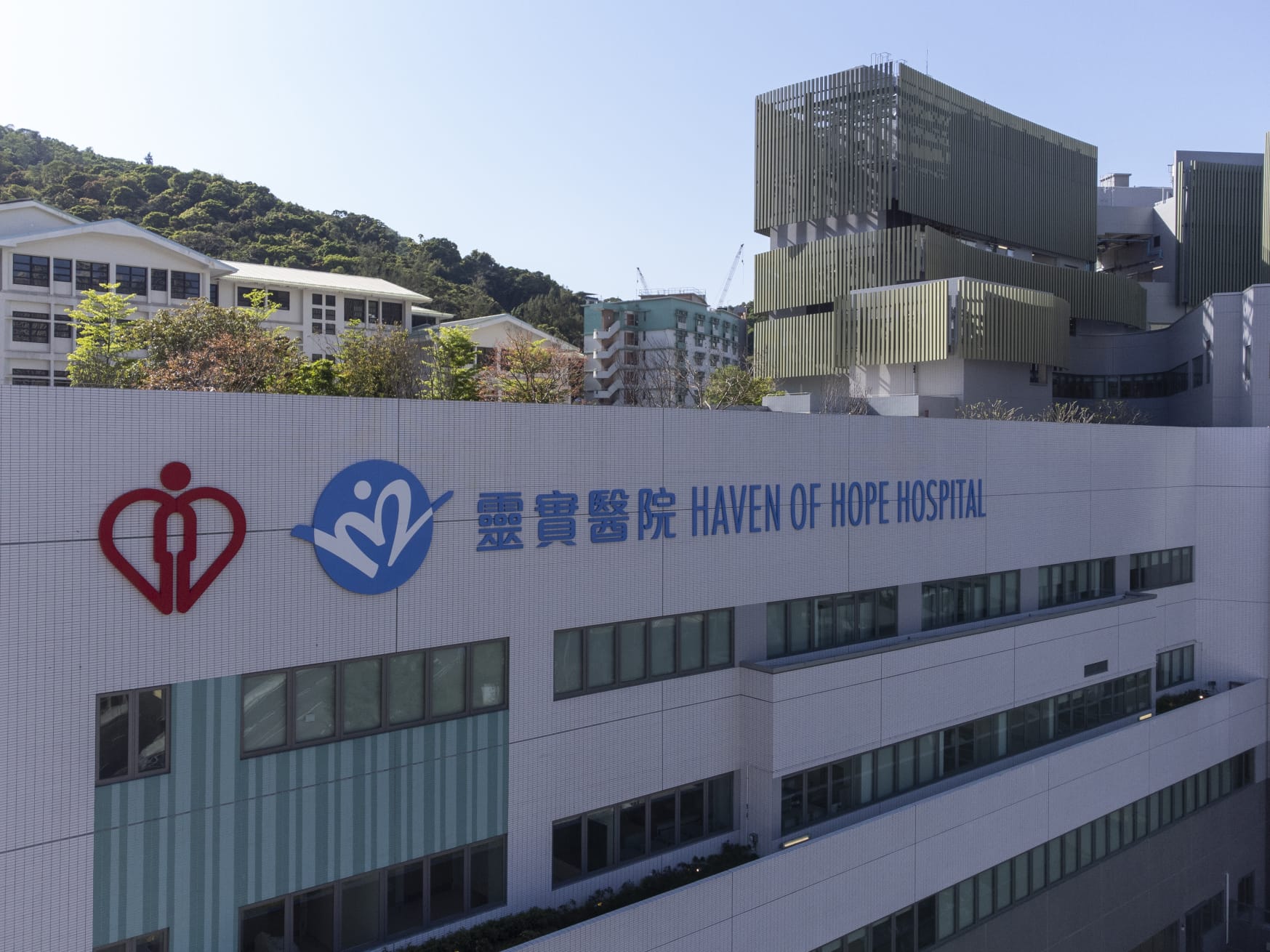 已轉為定點醫院的靈實醫院，正接收約300名新型肺炎病人。(陳奕釗攝)