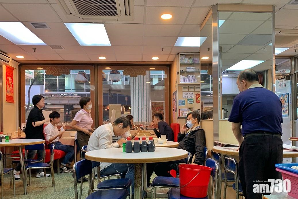 限聚令放寬｜周四食肆堂食可8人一枱 母親節訂座料增