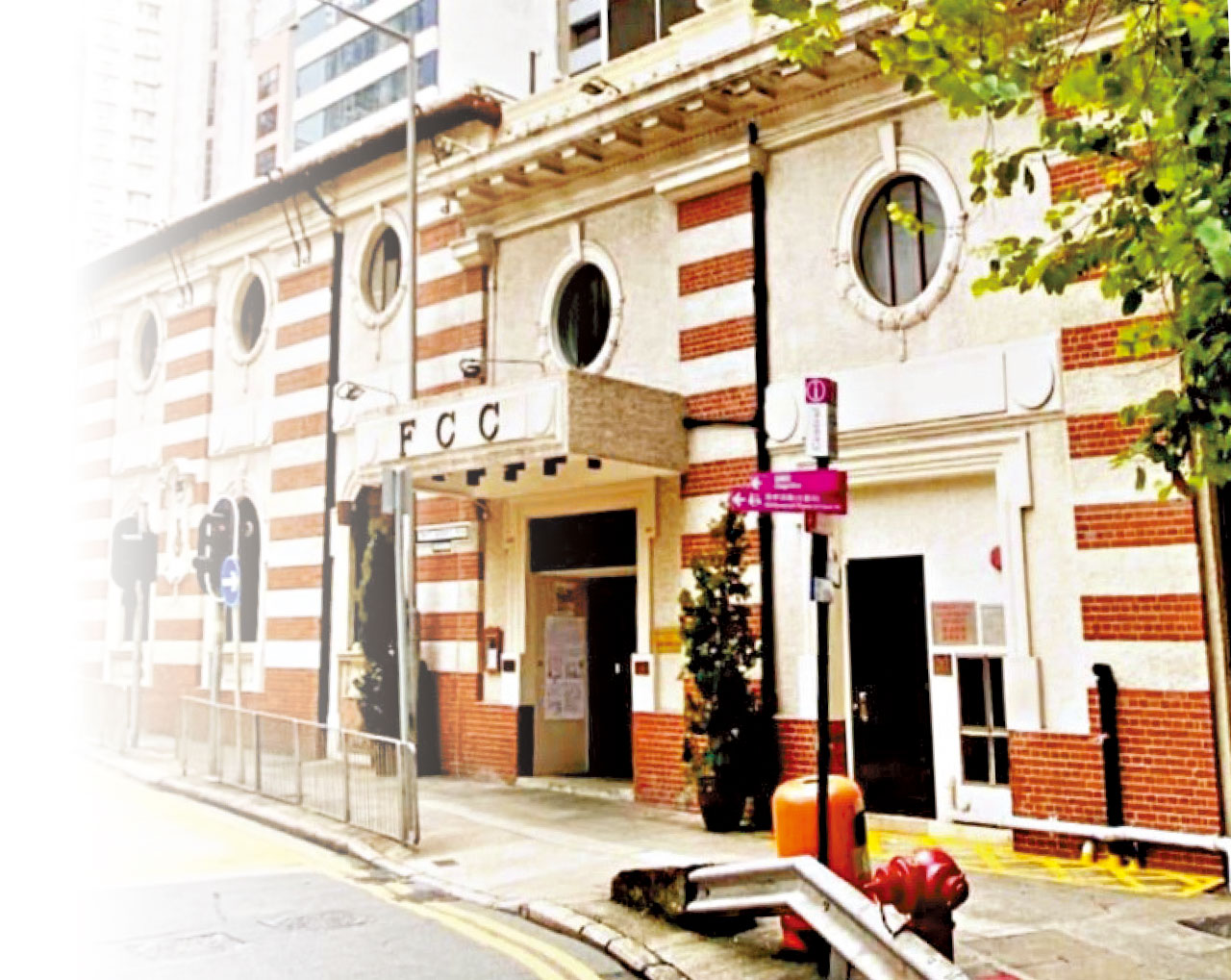 外國記者會由盛轉衰