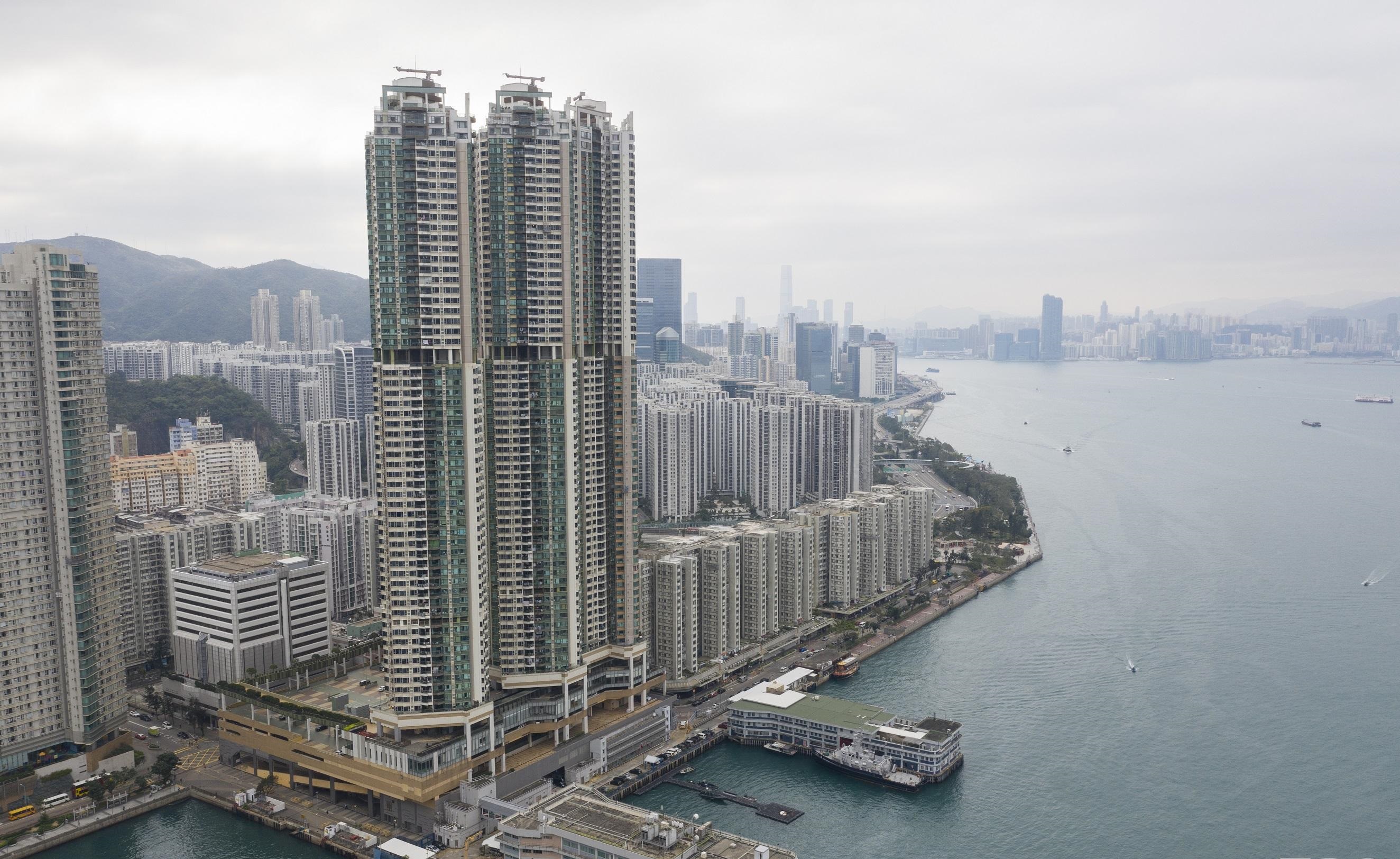 嘉亨灣的優質海景單位向來不乏捧場客，新近有韓籍租客以23,500元承租2座高層兩房海景戶，呎租價47元。