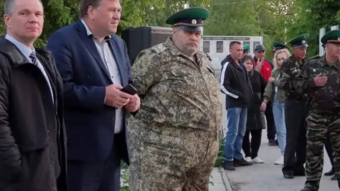 俄退休將領被重召上陣，傳一日食5餐飲1支伏特加。(網上圖片)