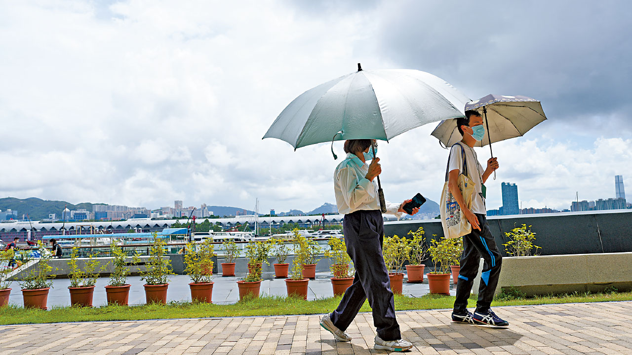 昨發一號波 七一天氣變壞 狂風驟雨有雷暴