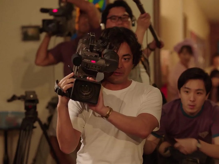 日本國會正式通過規管AV拍攝法例。(Netfilx《全裸監督》)