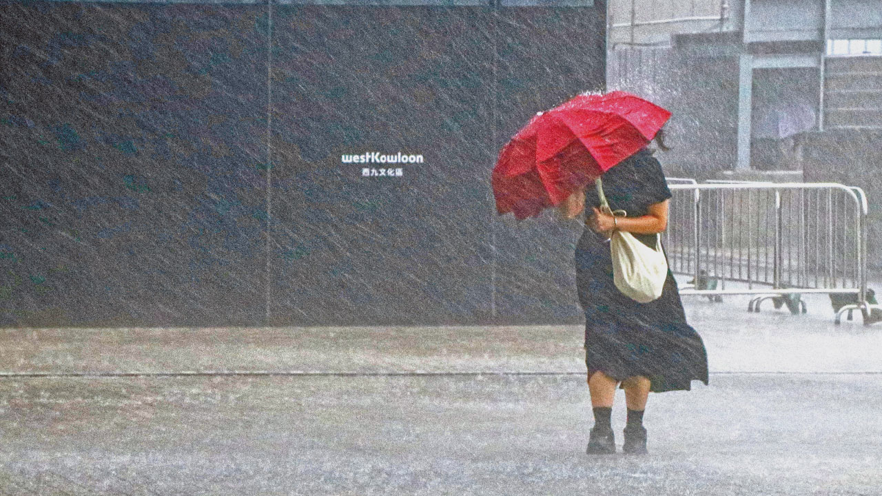 連日暴雨 紅雨5.5小時 婦人新娘潭遇洪水沖走