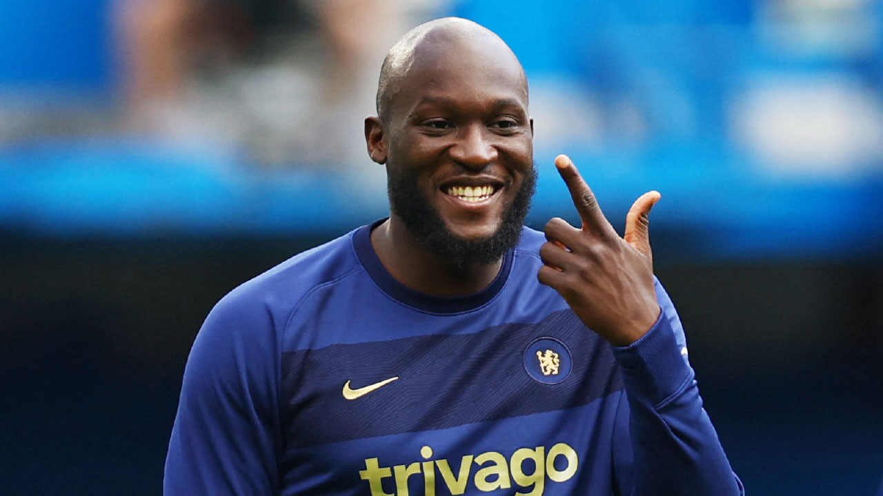 「魔獸」減薪借回國米