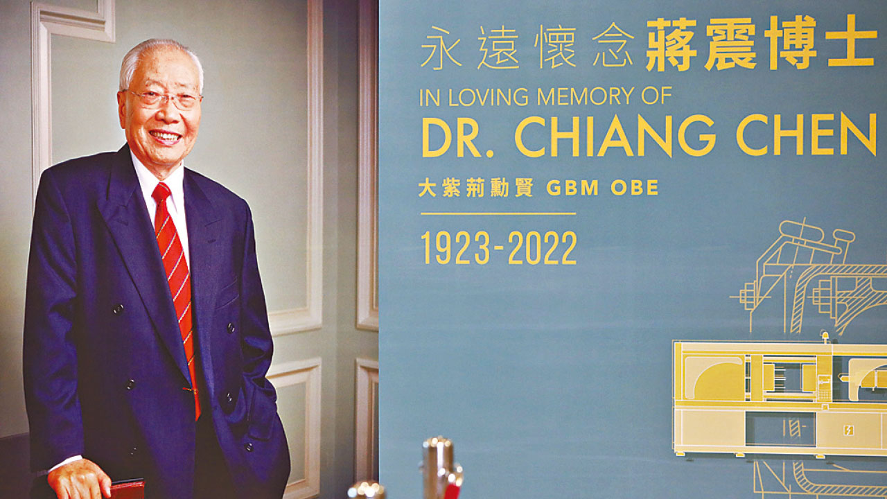 震雄逆市奇葩 資金再工業化