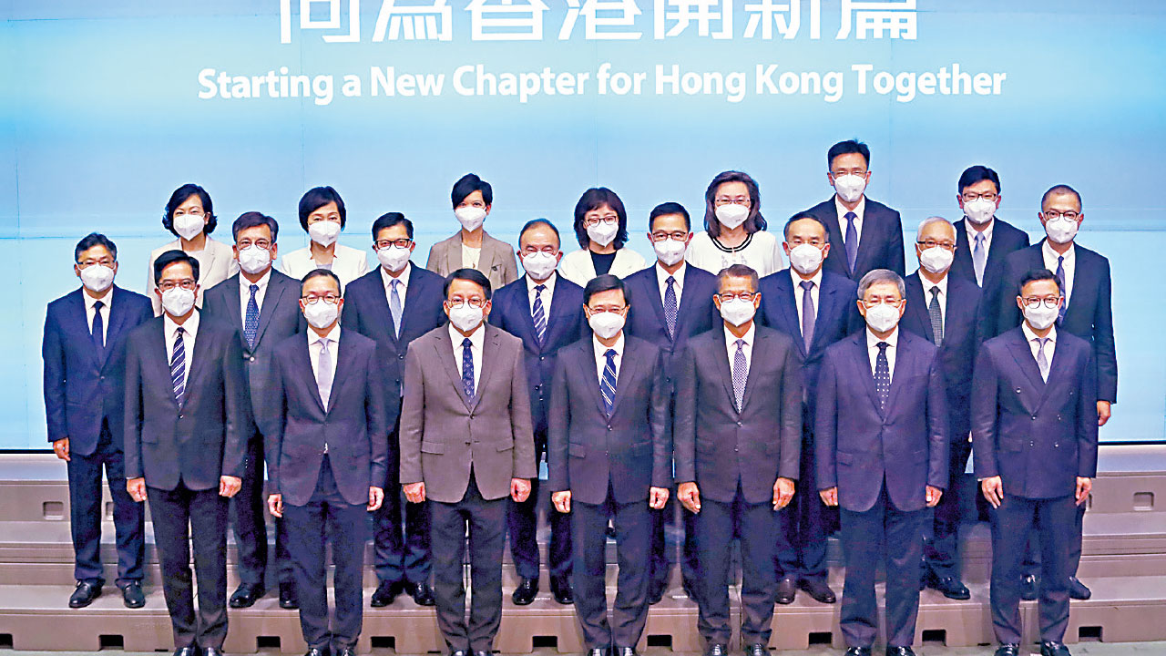 七一嘉賓昨起閉環管理 陳國基曾國衞確診正隔離