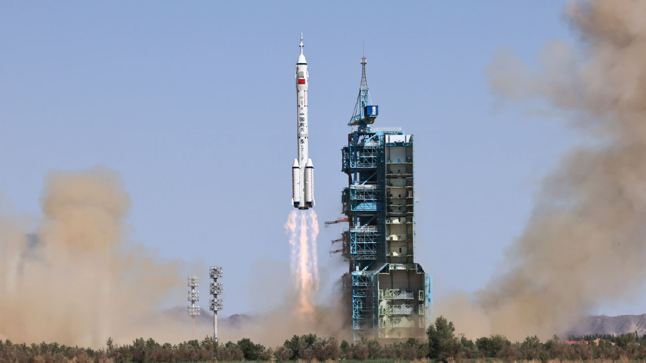 神舟十四號匯合太空站