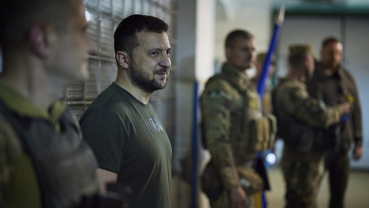 澤連斯基重申不會放棄北頓內次克陣地。(AP)