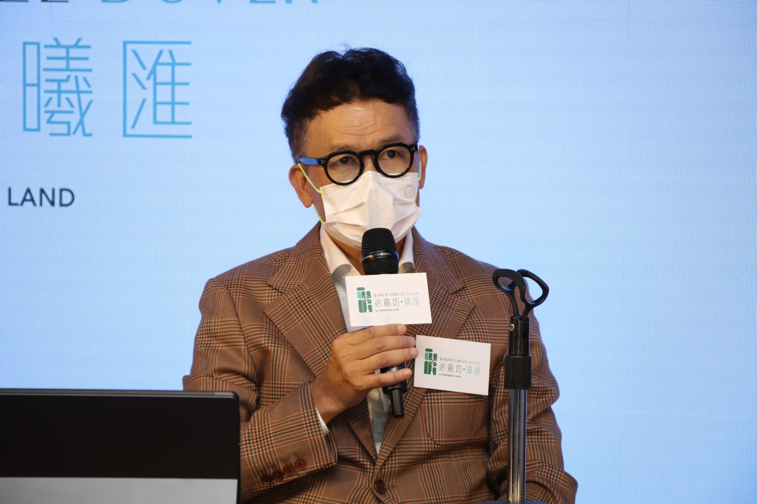 恒基物業代理營業(一)部總經理林達民表示，必嘉坊‧曦匯增設開放戶低首期分期付款計劃，是針對年輕人上車，減低首期開支。(林俊源攝)