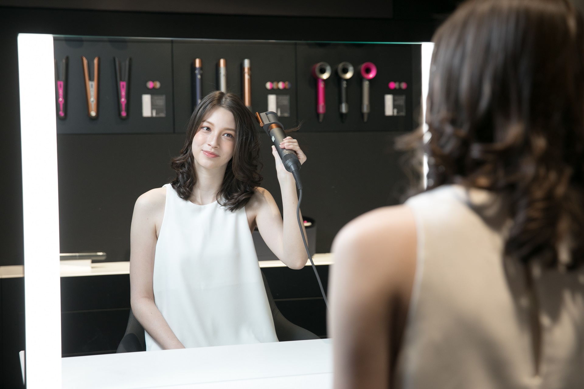 Dyson體驗店丨落戶沙田新城市廣場 最大Dyson Beauty Lab 可預約洗吹造型服務