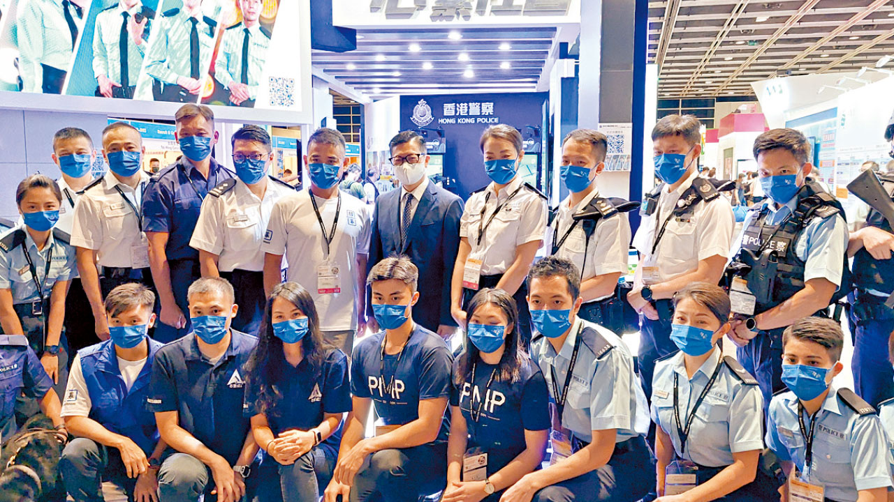 稱暴力革命令民主更遙不可及 鄧炳強：勉勵學生要「一條心」免分化