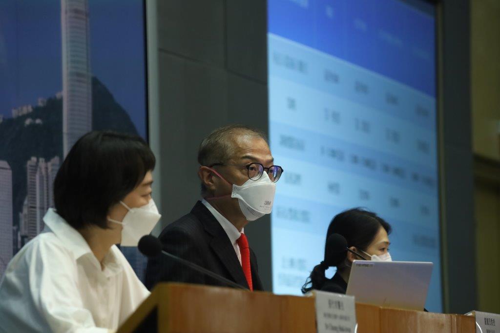 醫務衛生局局長盧寵茂教授