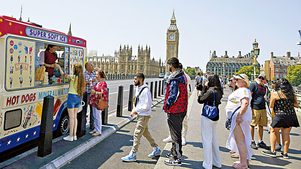 葡萄牙逾1000人熱死  英國40.3度火燒倫敦