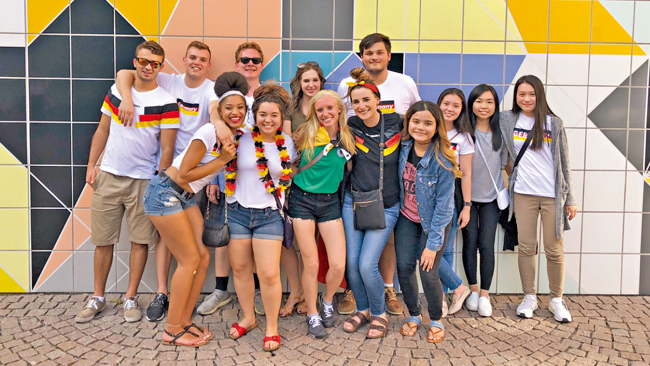 浸大BBA革新課程設計 開辦零售管理專修 推法國雙學位機會 培育未來商界領袖