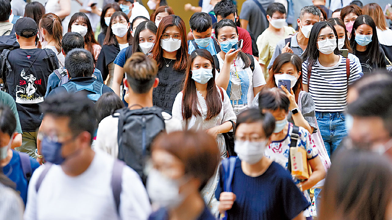 憂新病毒擴散致二次感染 入院患者急增 非緊急服務或停