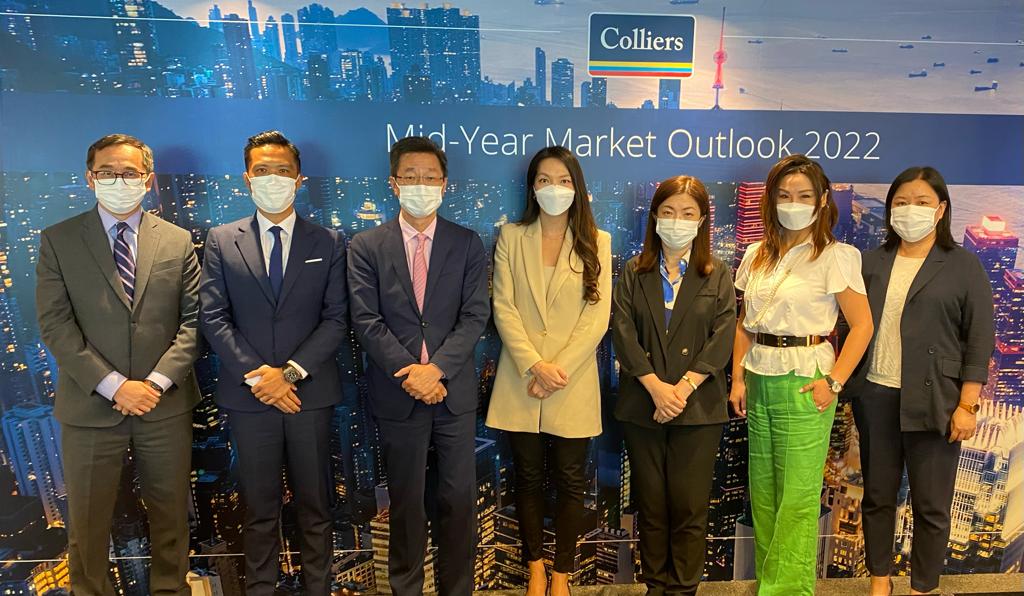 物業顧問高力今日發表下半年市場展望報告，預料全年整體投資成交額按年下降5%至700億元。