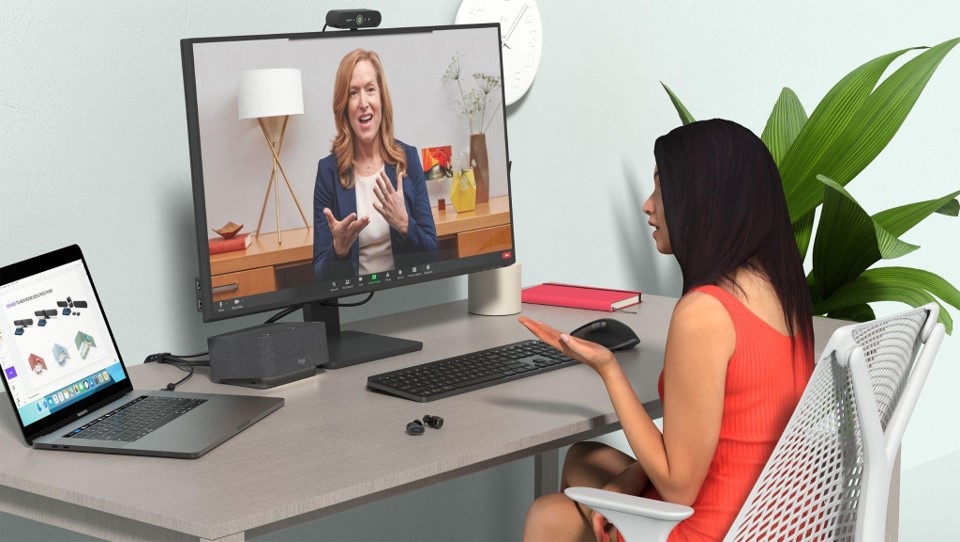 居家辦公丨極簡集線 整合音視訊於一身 Logi Dock全功能擴充底座