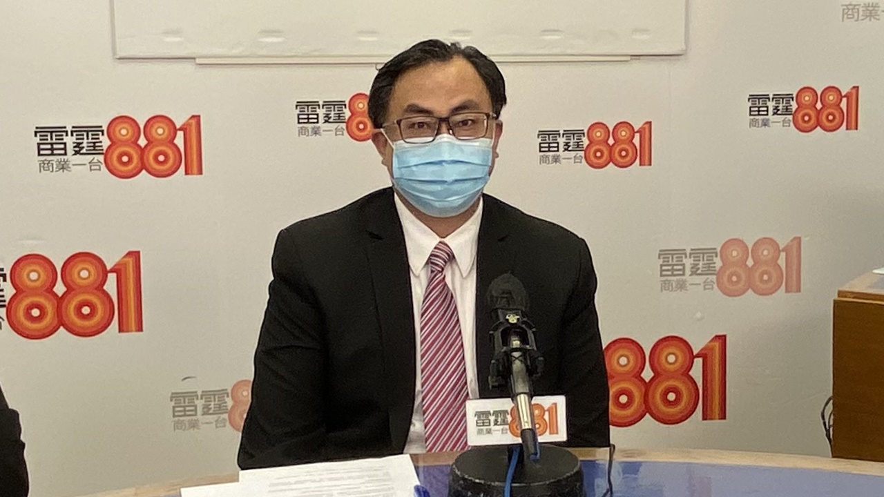 關日華：幾乎每天接收嘶哮症個案，另有逾60名染疫兒童患綜合症。(商業電台)