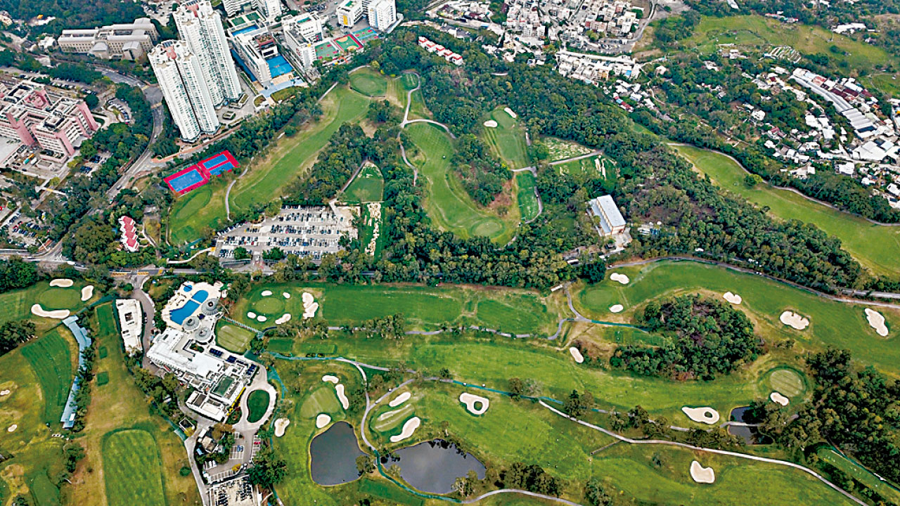 高爾夫球會搵政府笨很多年了