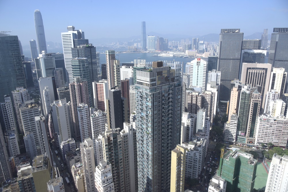 近月市場觀望氣氛濃厚，工商舖交投放緩，中原研究部指，7月整體工商舖買賣合約登記錄359宗及70.50億元，分別按月下跌29.7%及微升0.2%。(資料圖片)