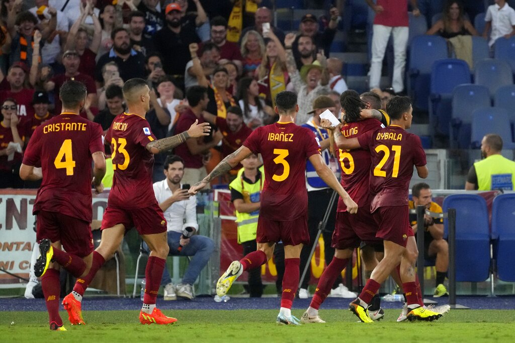 史摩寧的頭槌為羅馬攻入唯一入球。(美聯社)