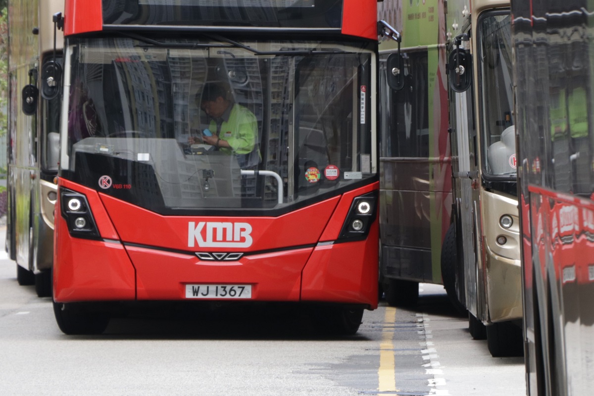九巴961線即將在指定時間繞經銅鑼灣。(資料圖片／陳奕釗攝)
