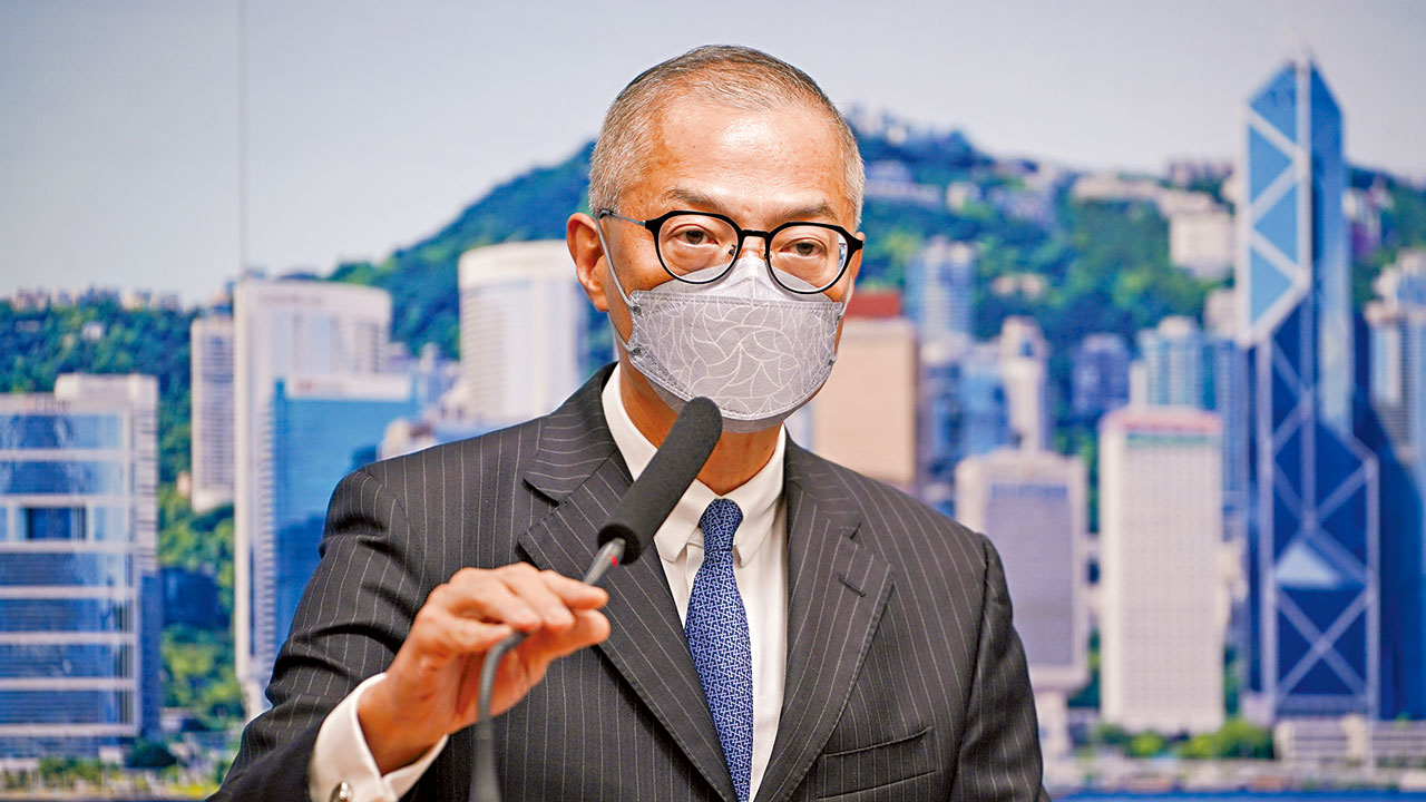 彭博引消息指11月撤酒店隔離 盧寵茂斥如編宮鬥劇 引人誤會政府分裂矛盾