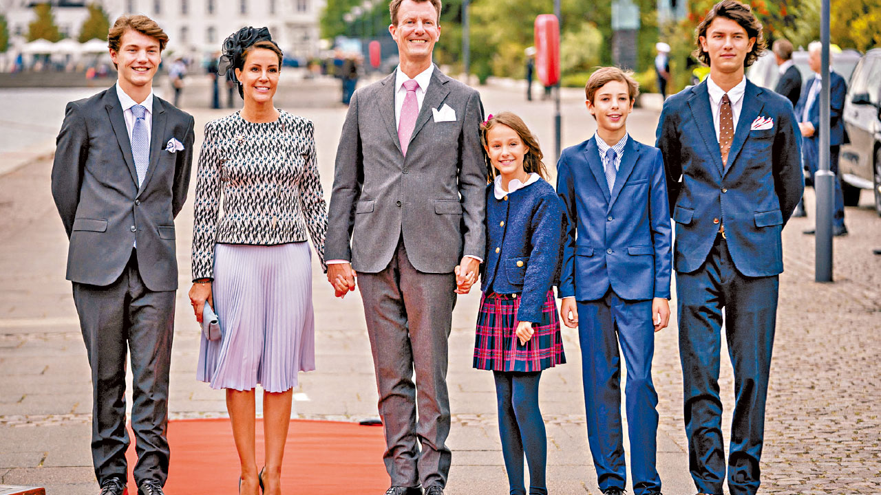 港產王妃文雅麗兒不再是王子 丹麥女王突撤4孫頭銜