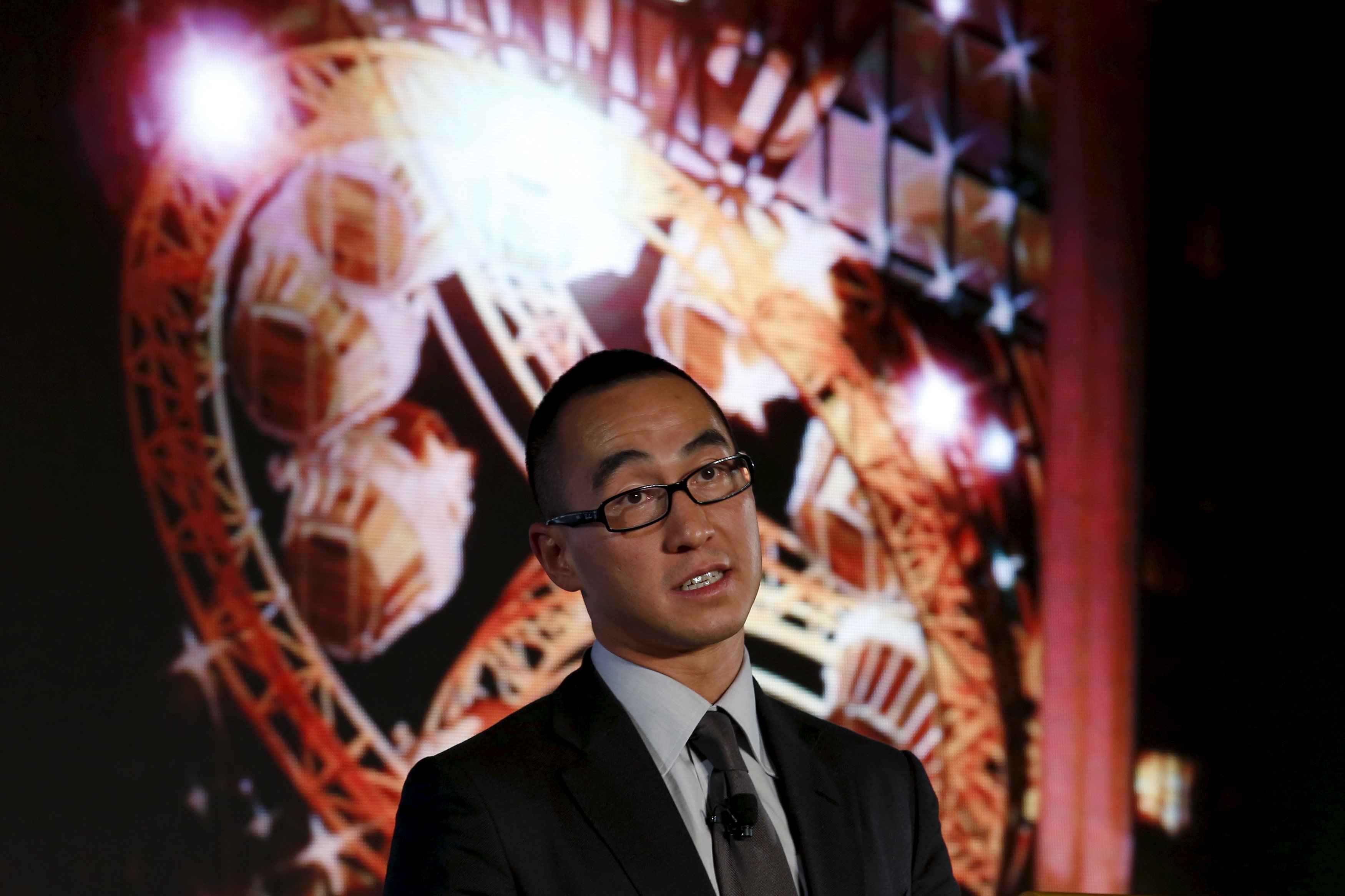 澳門賭牌今截標  何猷龍據報現身入標