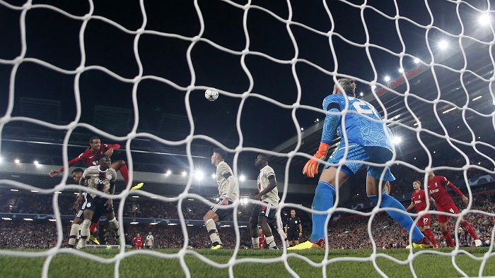 祖爾麥迪比為利物浦頂入致勝一球。(路透社)