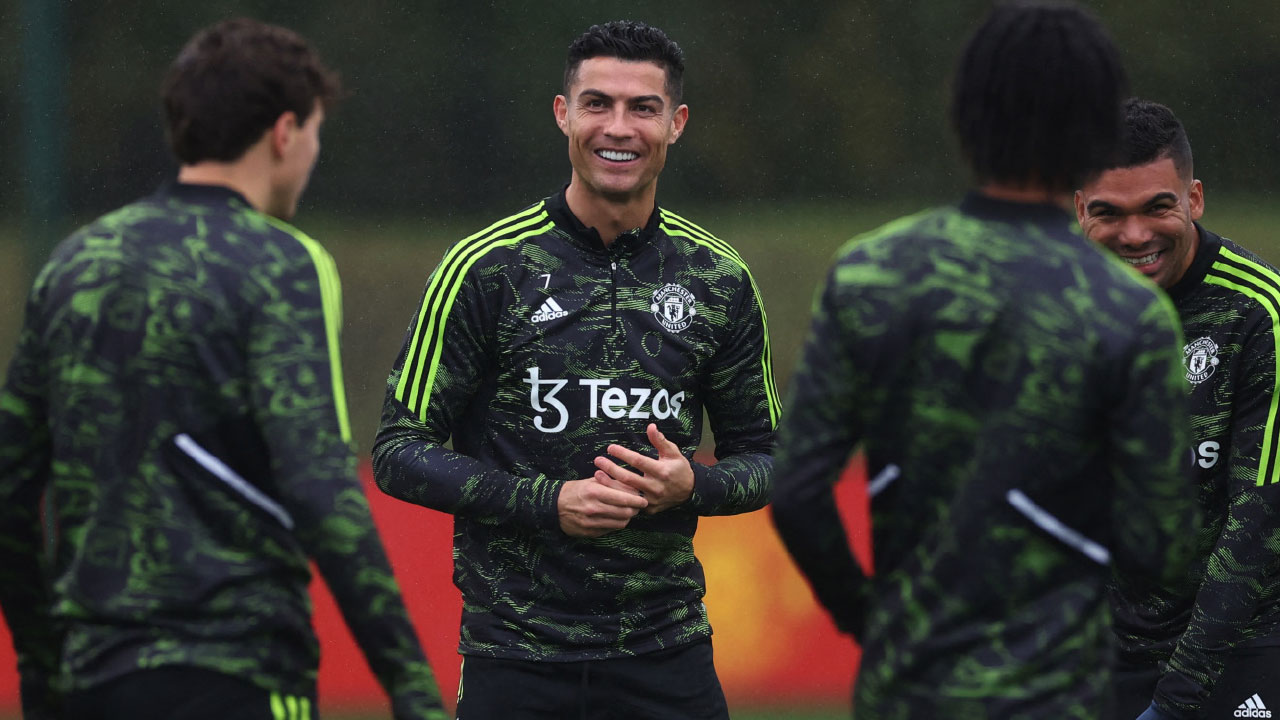 阿仙奴輪換鬥挪威奇兵 曼聯襲奧摩尼亞求反彈