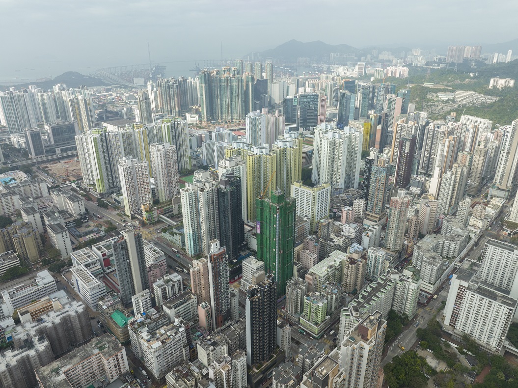 合資格人才居港7年可申退額外印花稅    看好地產股可留意購證  