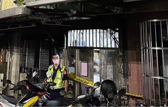 警方封鎖案發現場調查。(互聯網)