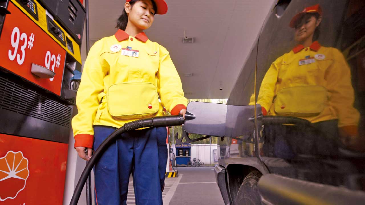 中國走出了人幣結算石油的第一步