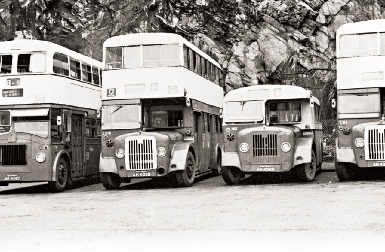 香港歷史檔案大樓舉行 重溫港島巴士站街景舊貌