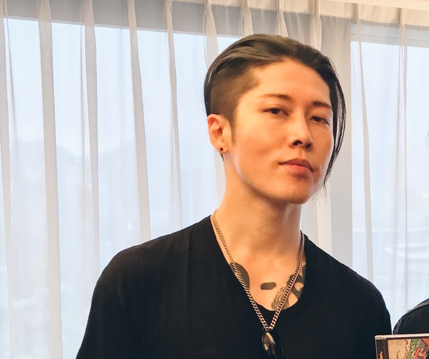 【即時娛樂】MIYAVI傷腳才轉型做歌手