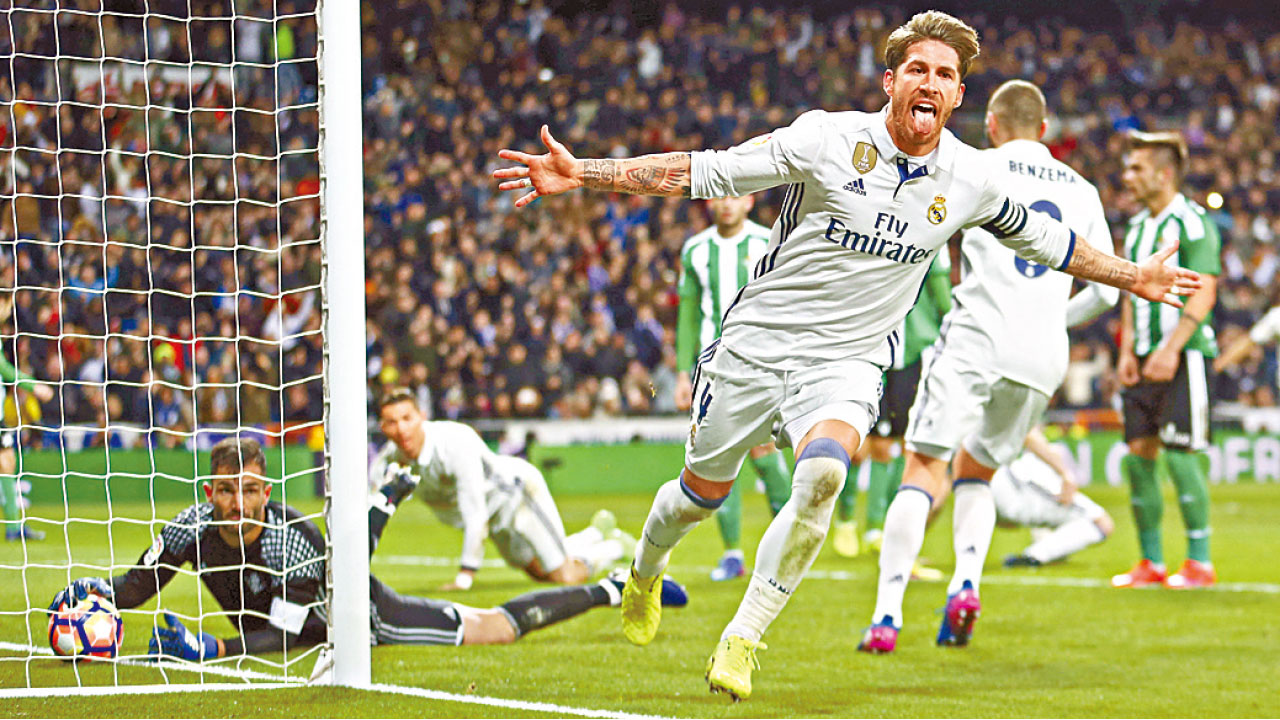 巴塞反高潮不敵拉科 皇馬挫貝迪斯重登榜首