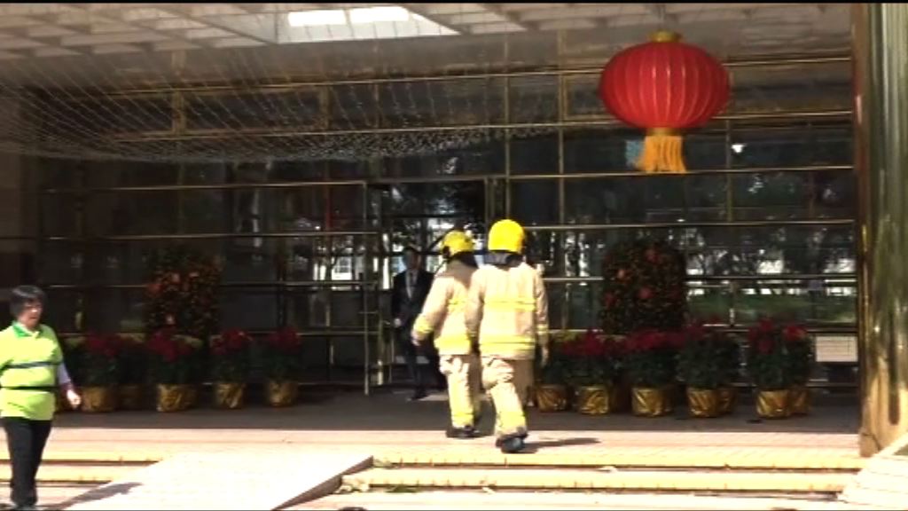 天逸邨火警十二人傷  消防仍在調查起因
