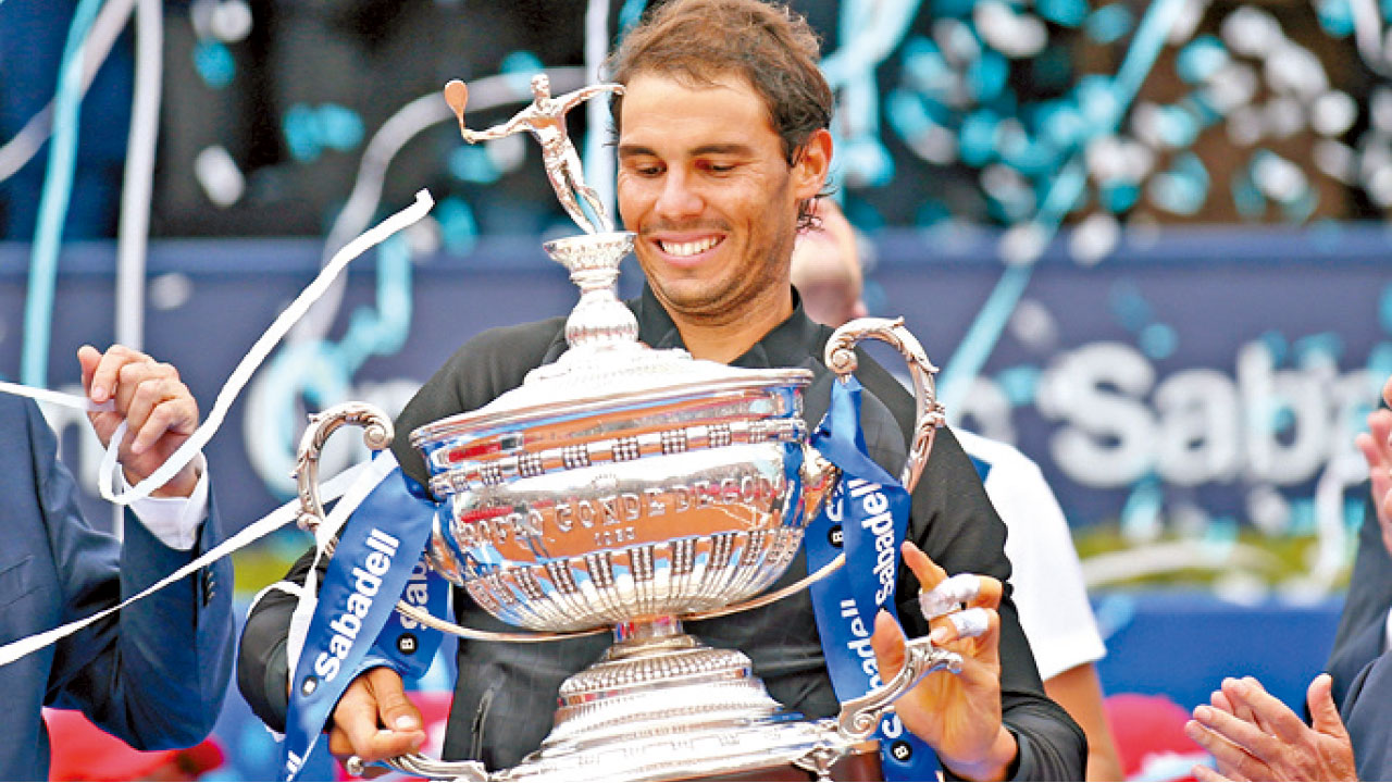 拿杜巴塞網賽10度稱王