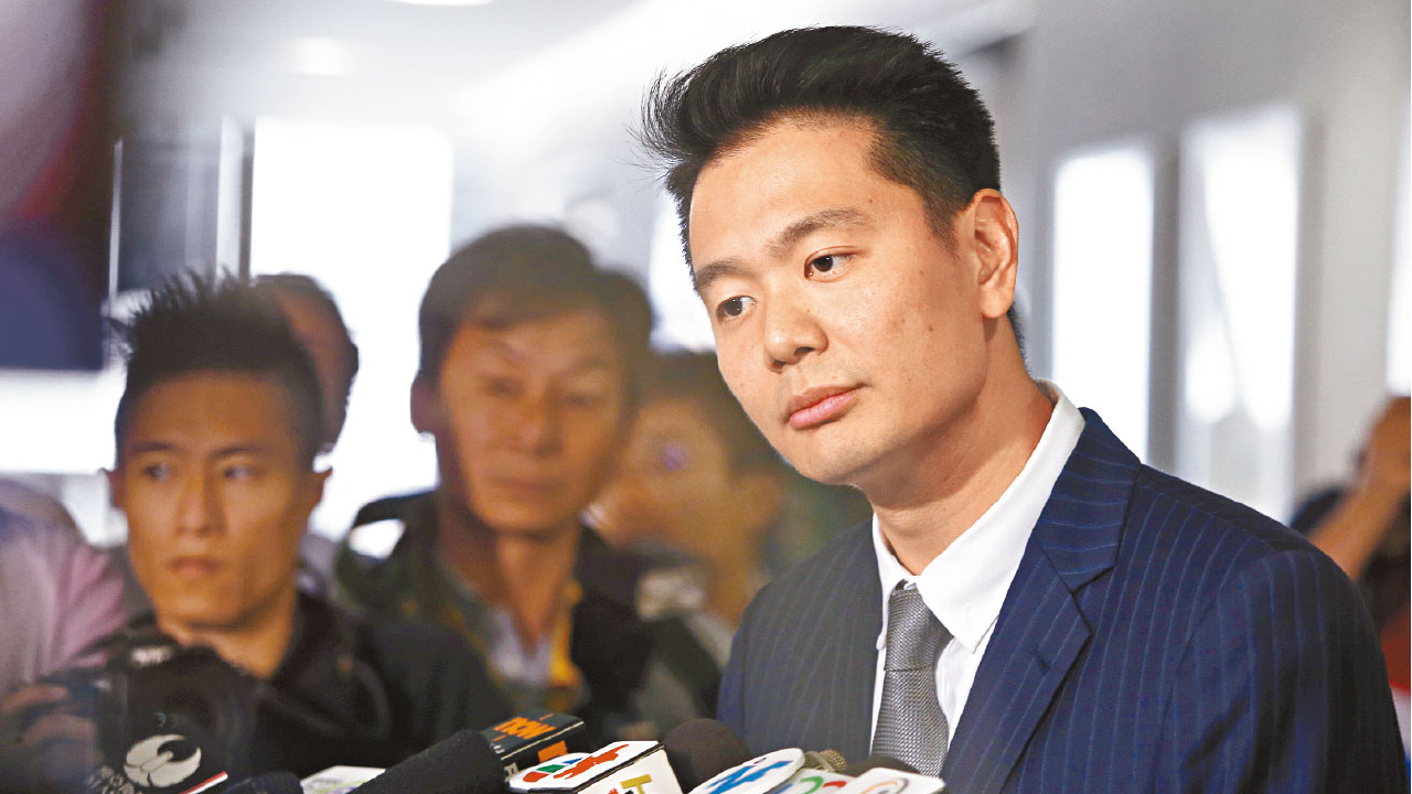 梁振英認親手修改UGL調查範圍 周浩鼎致歉稱不涉隱瞞違法