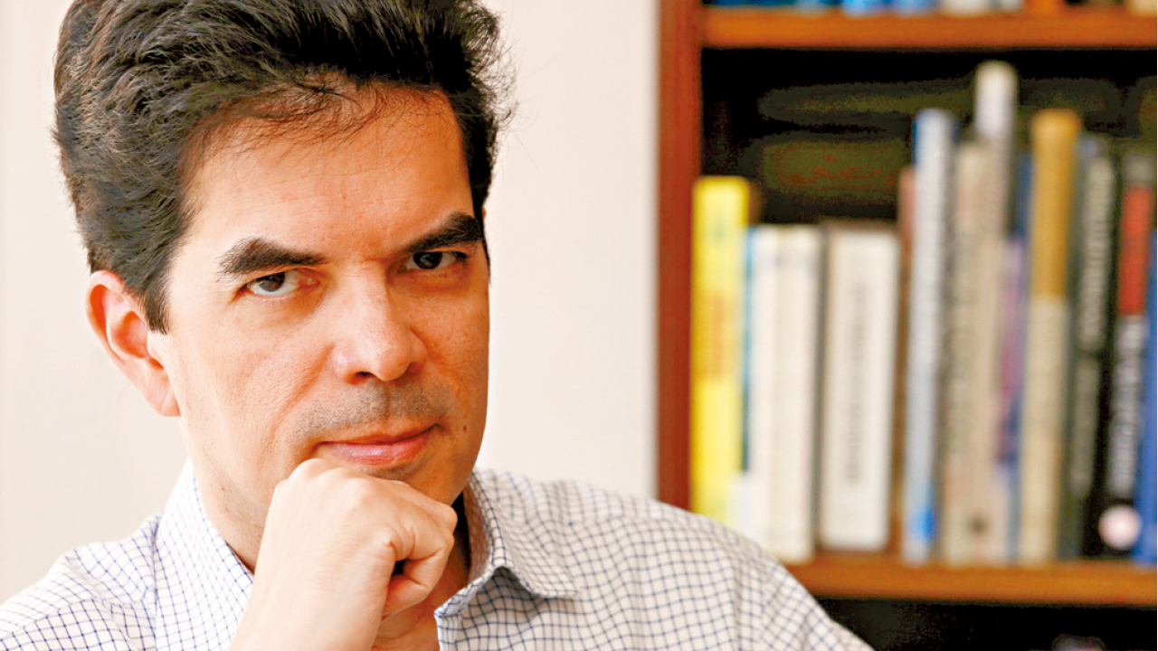 中國集成遭上市公司狂拋售 Webb名單11股瀉未停