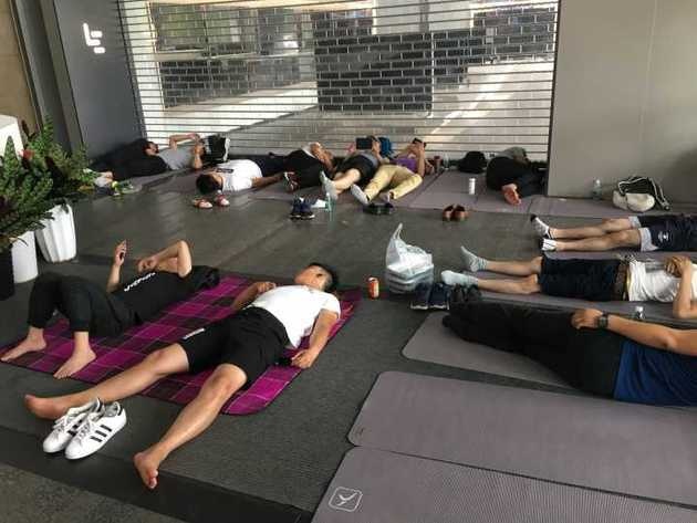 債主齊瞓樂視大廈門口追債