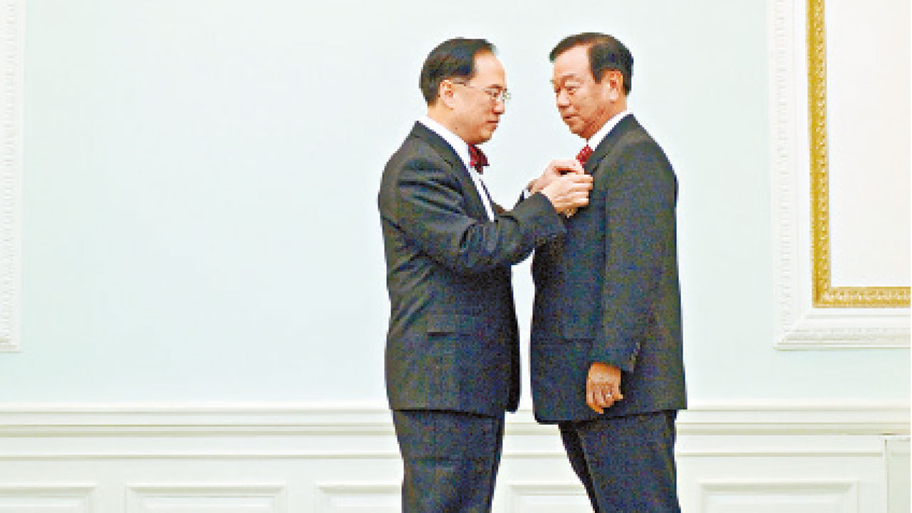 新界王地位舉足輕重 政改「甩轆」後鮮露面